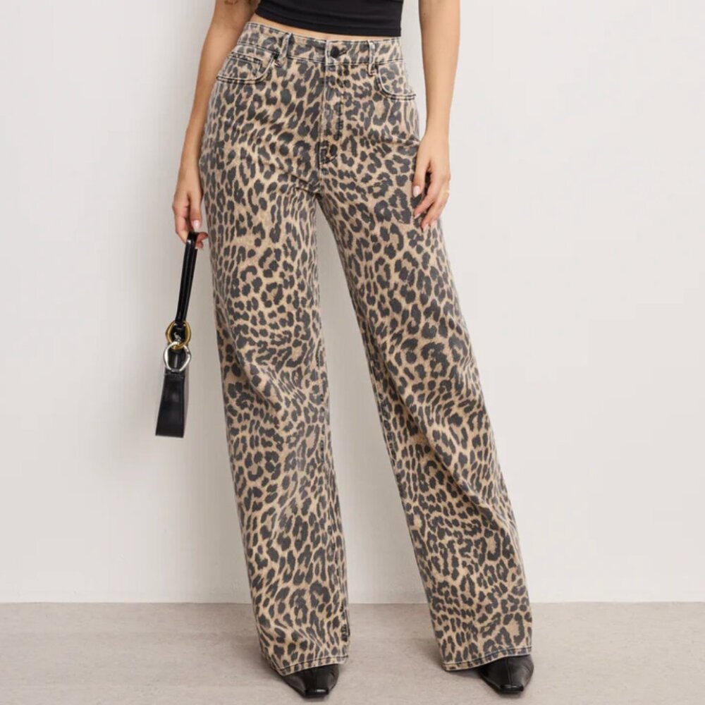 NWT Good American Good Ease Leopard Jeans